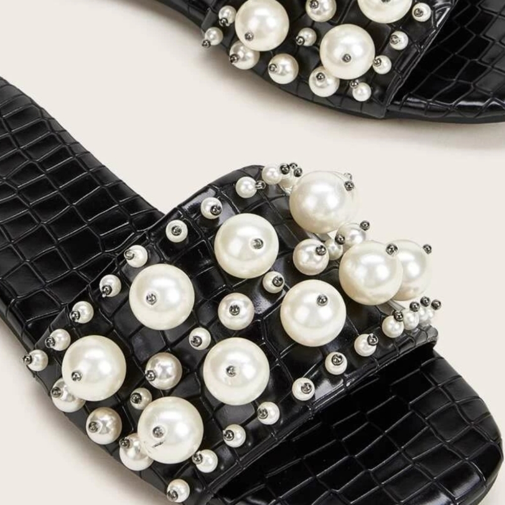 ❗Last One❗ Pearl Croc Embossed Open Toe Slides - Picture 3 of 5